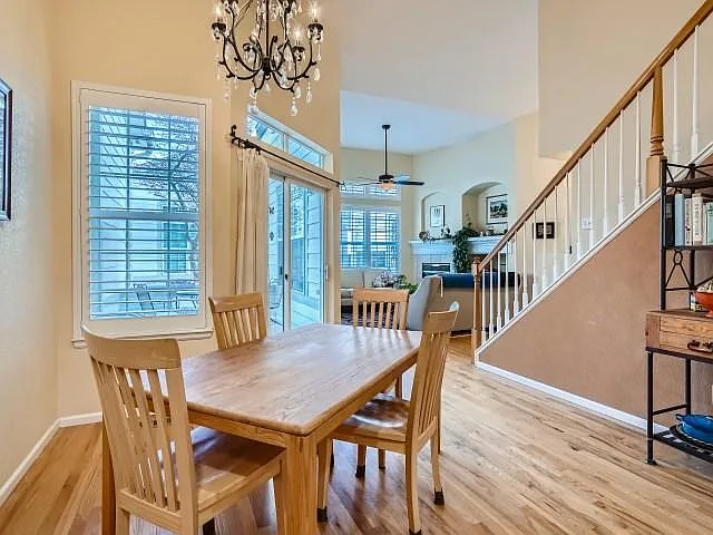 2 bed, 2126 sqft, $2,845 — Photo 3
