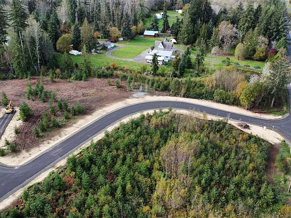 3rd image of 28 Avery Road