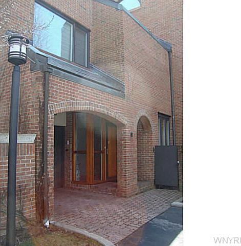 1st image of 108 Rivermist Dr