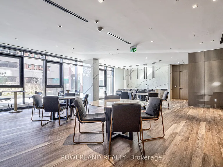 8 Tippett Rd #522 — Photo 8