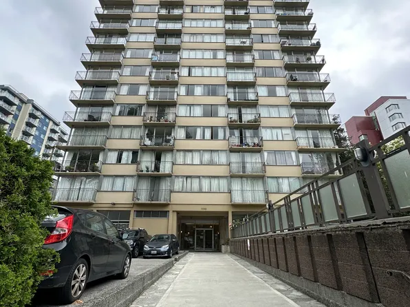 1100 Jervis St, Vancouver, BC V6E 2C4
