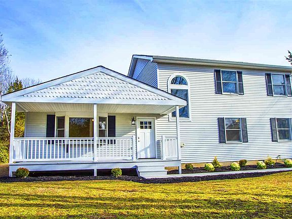 2nd image of 615 Keats Ave