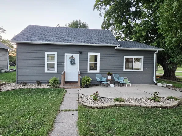 102 S 4th St, Arlington, SD 57212
