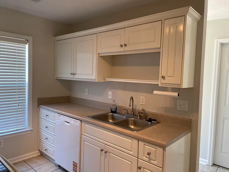 143 Portofino Ln SW — Photo 5