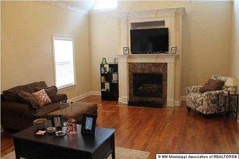 3rd image of 9096 Belle Maison Blvd