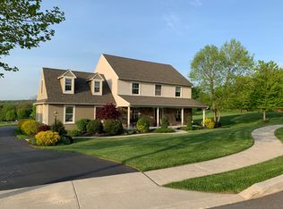 12 Parkside Dr, Elverson, PA