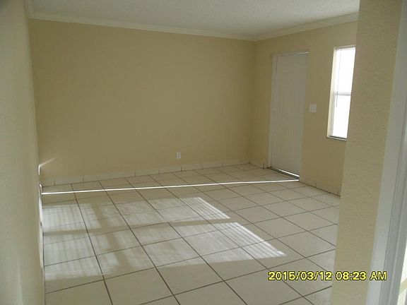 5th image of 1214 Giller Ave