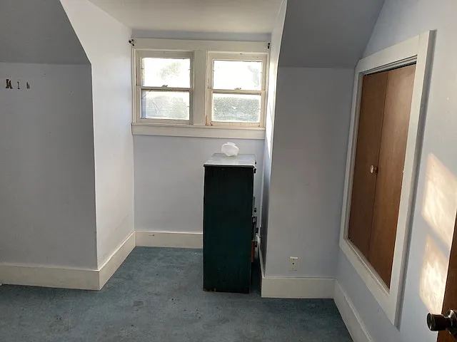 322 W 4th St — Photo 10