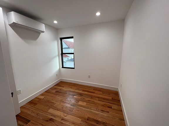 4th image of 214 Beach 92 St #2B