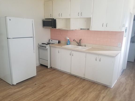 4th image of 532 S 1200 E