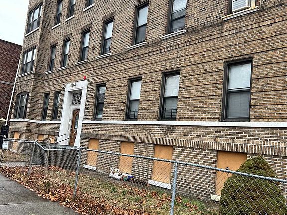 2nd image of 265 Union St #7