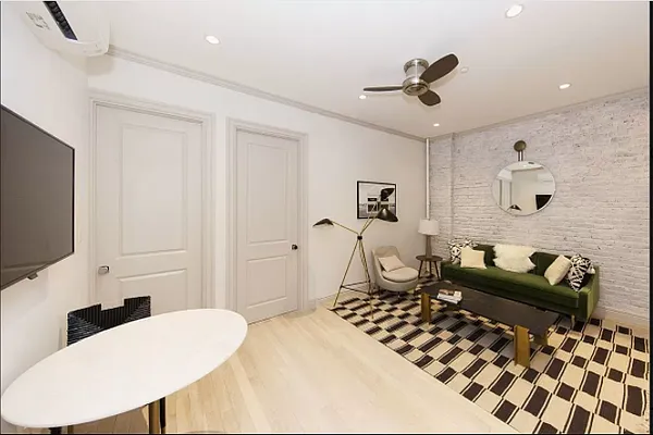 Rented by REAL New York | media 19