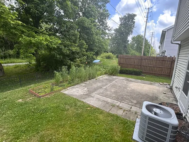 6664 Fairway Ave — Photo 8