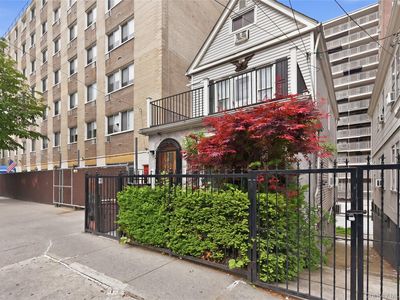 3855 Carpenter Avenue, Bronx, NY, 10467