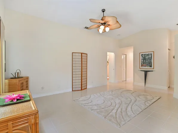 1271 Slash Pine Circle, West Palm Beach, FL 33409
