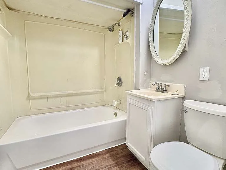 3312 Mishawaka Ave #1 — Photo 3
