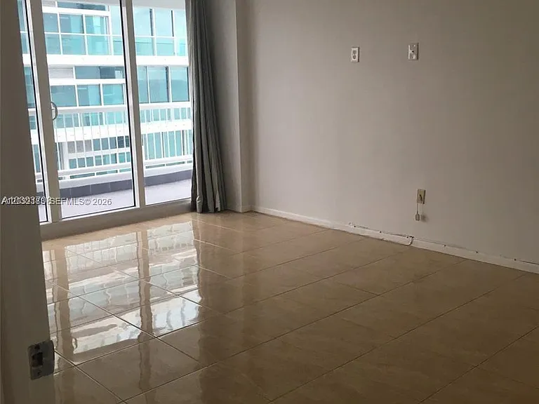 9341 Collins Ave #1006 — Photo 9
