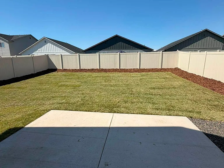 10484 W Teratai St — Photo 5