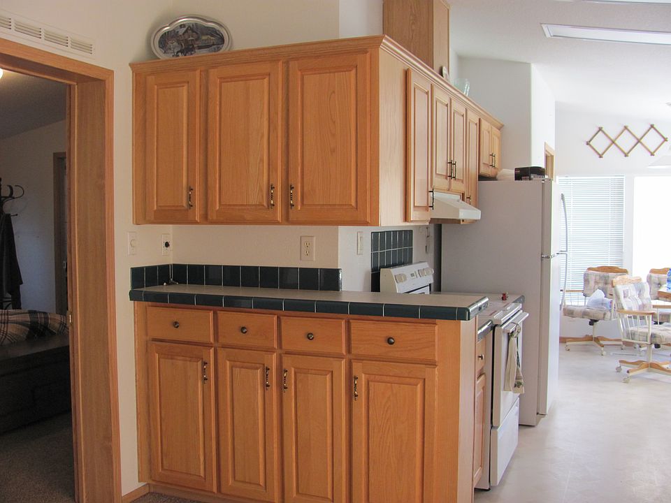 North wall of Kitchen