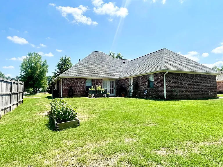 117 Kenzie Dr — Photo 21