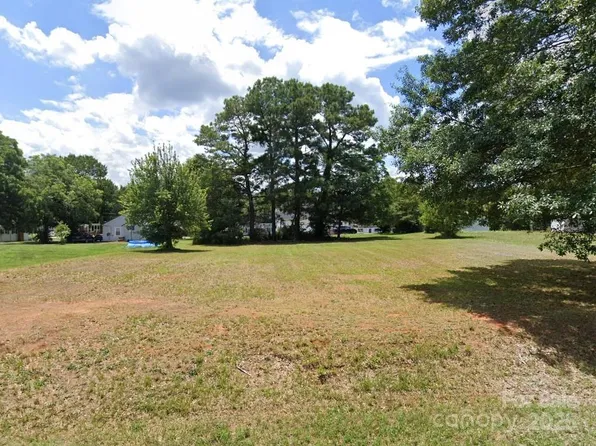 1798 David Dr, Shelby, NC 28150