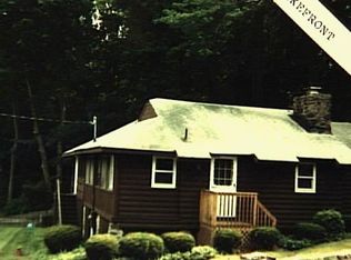 32 Lake Dr S, New Fairfield, CT 06812