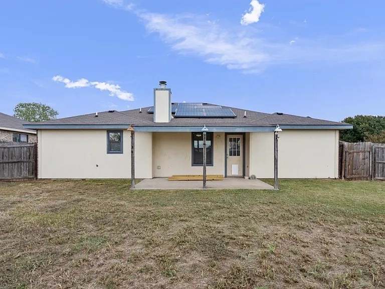 1205 Marlee Cir — Photo 13