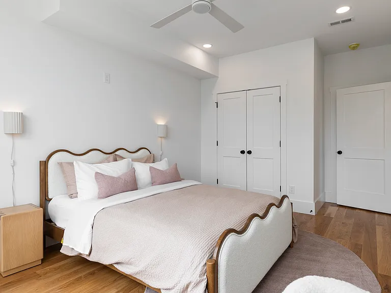 1013 Summit Ave #A — Photo 36