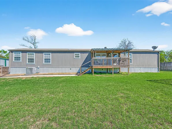 22218 Madison St, Bedias, TX 77831