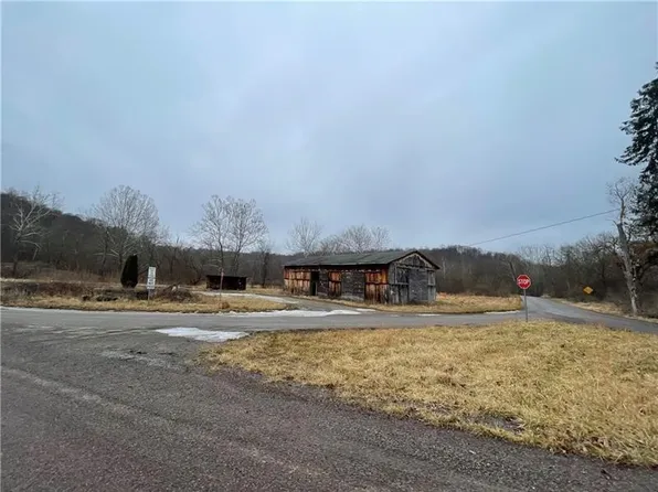 587 Midget Camp Rd, Bolivar, PA 15923
