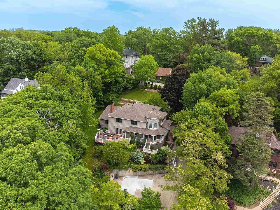 123 McClellan Blvd BD, Davenport, IA 52803 Zillow