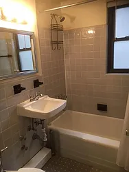 Rented by R New York