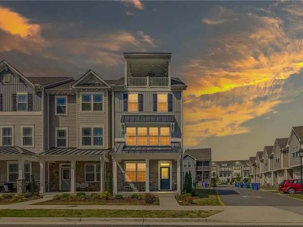 1439 Harwinton Ct, Newport News, VA 23608