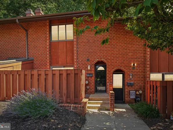 404 Worthington Dr, Exton, PA 19341