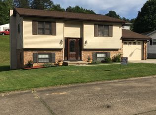 6907 Valley Brook Dr, Charleston, WV 25312
