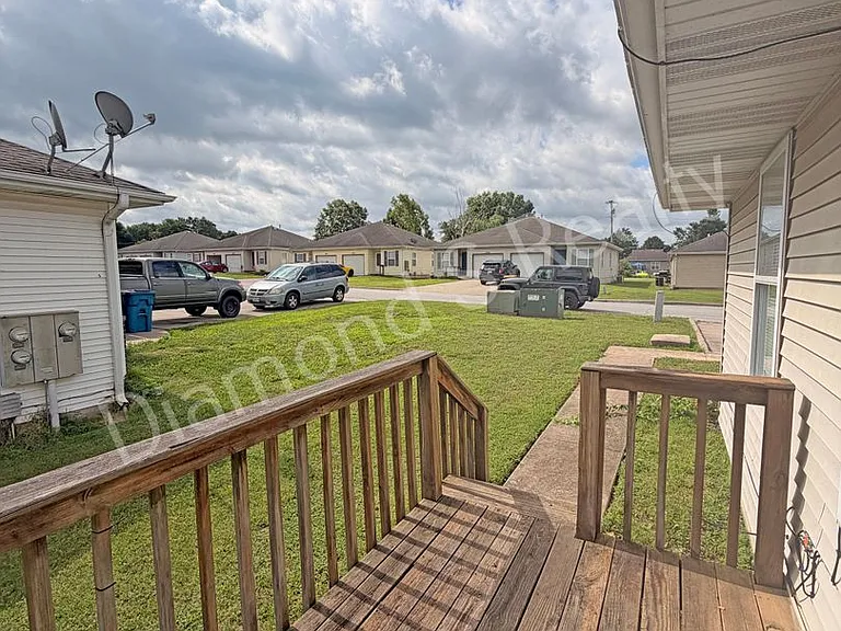 1499 W Rainey Fourplex — Photo 15