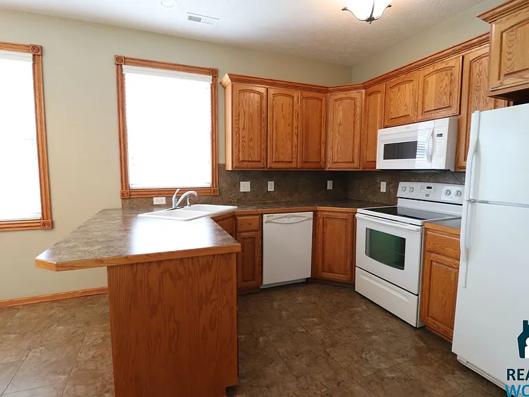 5404 Folkways Pl — Photo 4