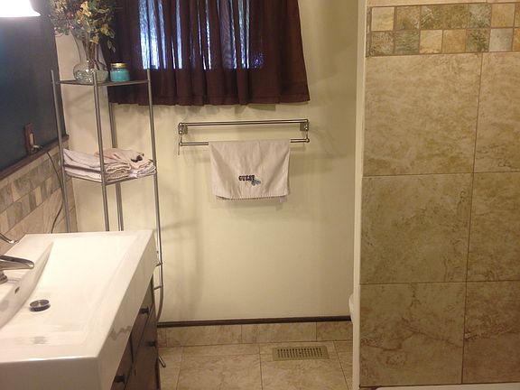 Main Level Bathroom/New