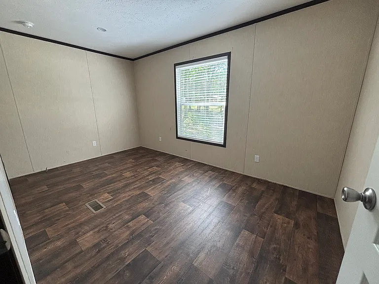Forest Acres — Photo 27