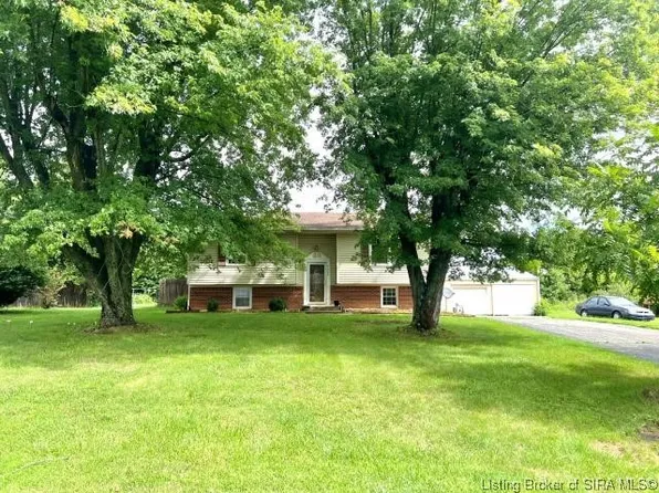 2360 Plainview Drive NW, Ramsey, IN 47166