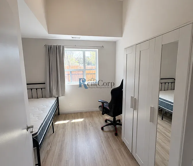 269 Sunview St #101 — Photo 8