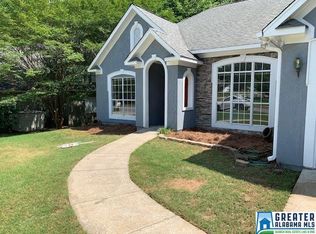 216 Greenfield Ln, Alabaster, AL 35007