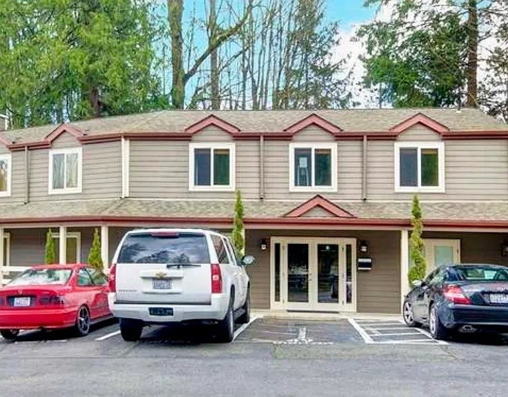 Clubhouse/Mailroom Front
