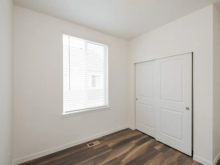 18574 E 47th Pl — Photo 17