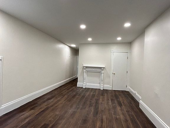 2nd image of 41 Greenwich St