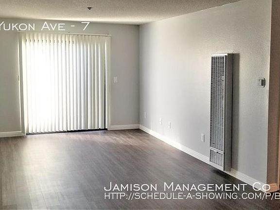3rd image of 14310 Yukon Ave APT 7