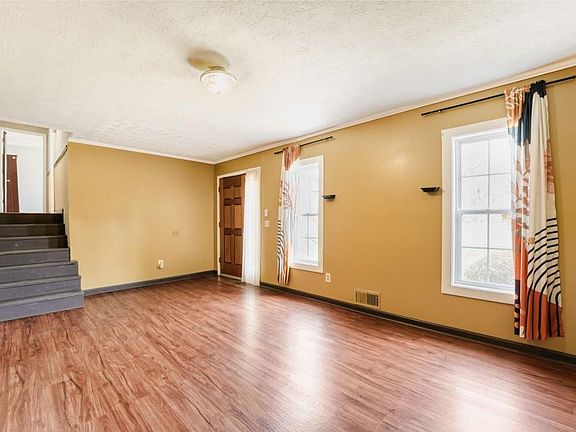 4th image of 3160 Kipling Dr
