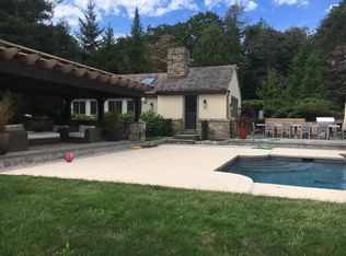 145 Spring House Rd, Fairfield, CT 06824