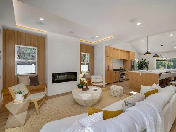 14307 Califa St, Van Nuys, CA 91401