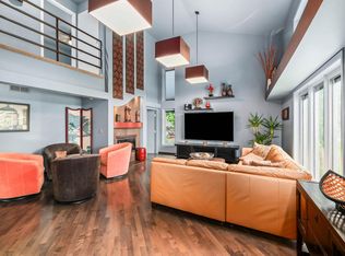 544 Swansea Gln, Wales, WI 53183